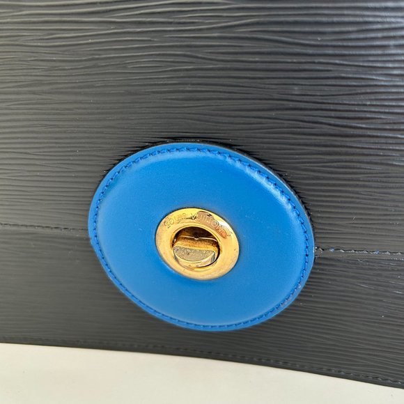 LV Epi Friedland Shoulder Bag - Picture 2 of 13